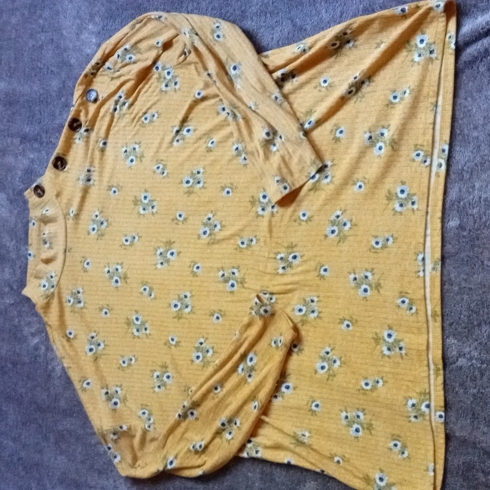 Eye Candy ribbed mock neck with shoulder buttons small flaw